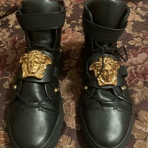 Versace Medusa Head Hi Top SNEAKERS Palazzo Shoes…